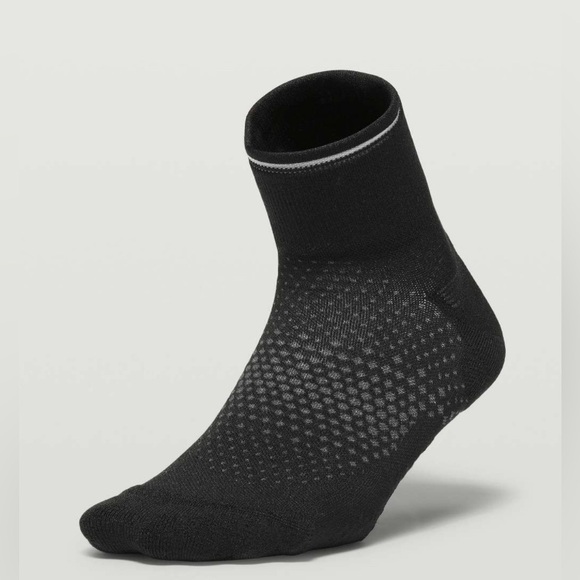 Lululemon MacroPillow Ankle Run Sock BNWT - Picture 3 of 5